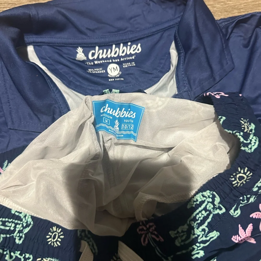 chubbies Navy Swim Trunks and shirt with Mint & Pink Alligator Print